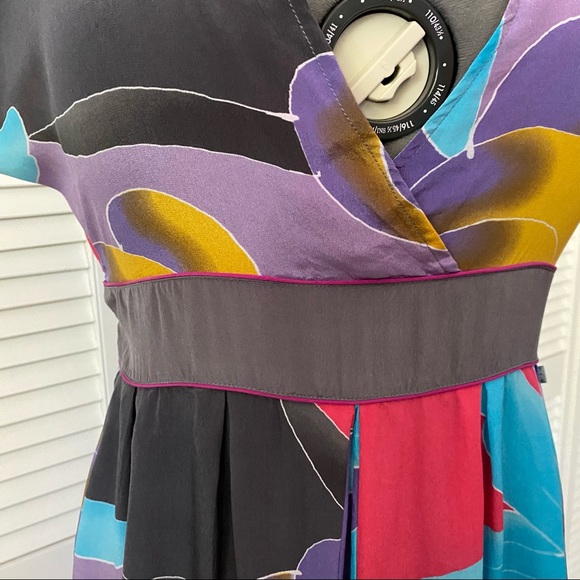 D.E.PT. Silk crossover dress with elastic waist - Picture 5 of 8